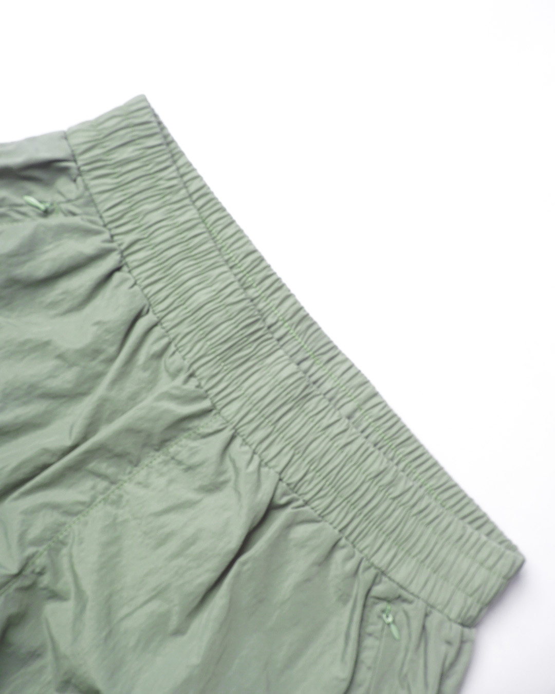 Fitch Studio Celana Pendek Cargo Nylon Crinkle V.1 | Sage - Image 5