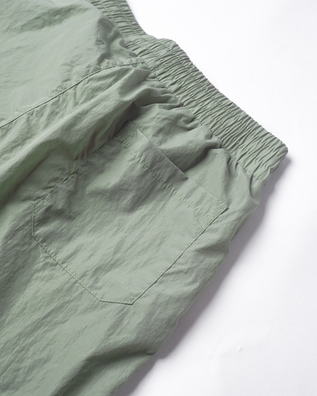 Fitch Studio Celana Pendek Cargo Nylon Crinkle V.1 | Sage - Image 7