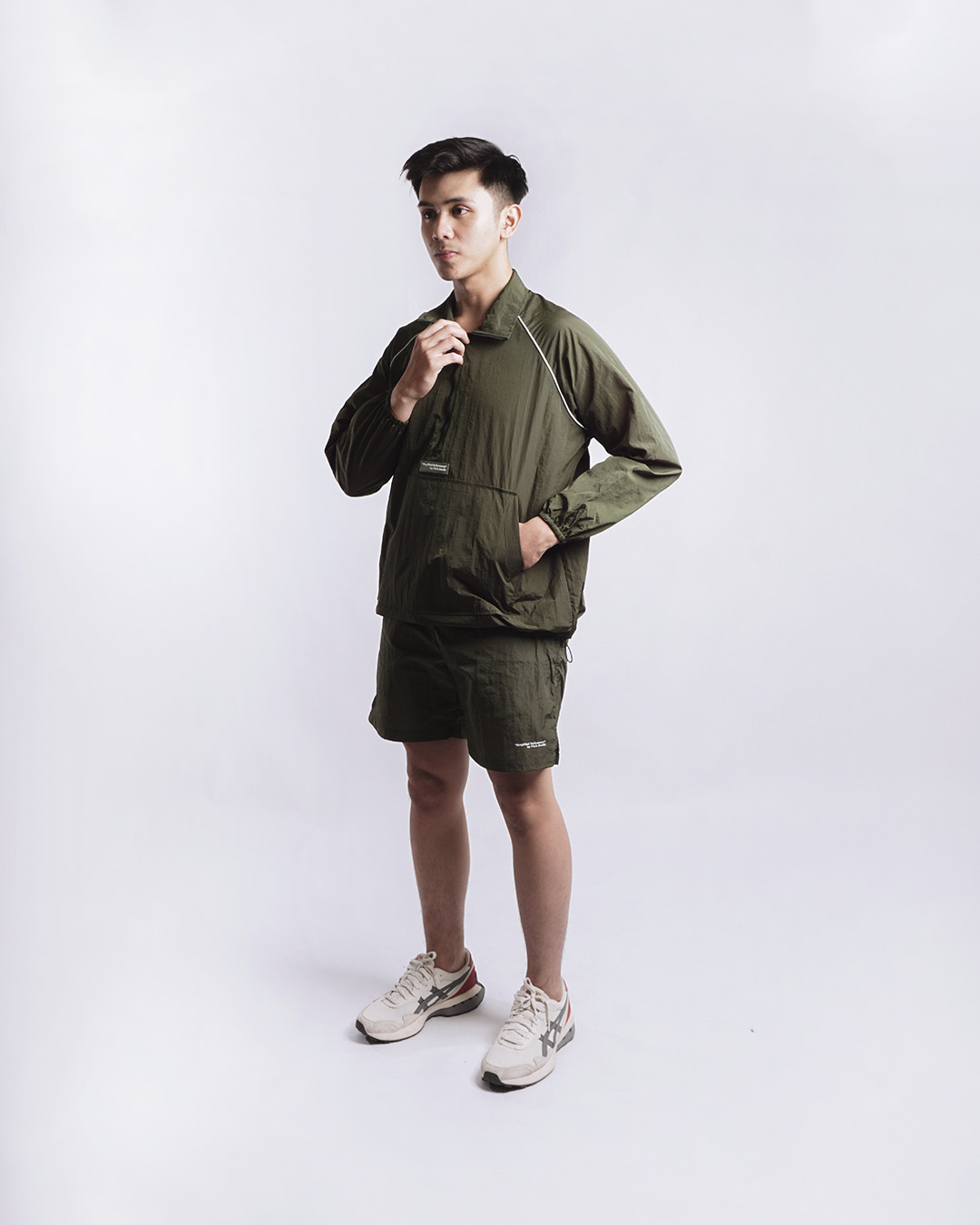 Fitch Studio Celana Pendek Nylon Crinkle V.1 | Army Green - Image 5