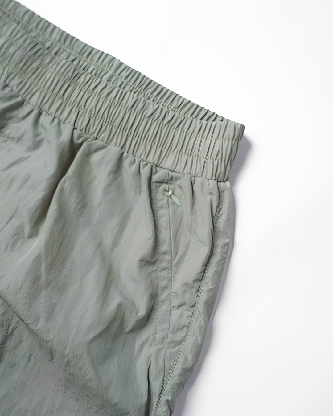 Fitch Studio Celana Pendek Nylon Crinkle V.1 | Sage Green - Image 5