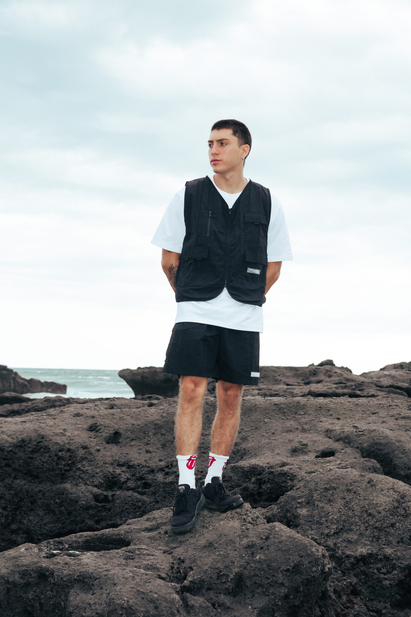 FITCH STUDIO | Crinkle Utility Vest V.1 | Black - Image 6